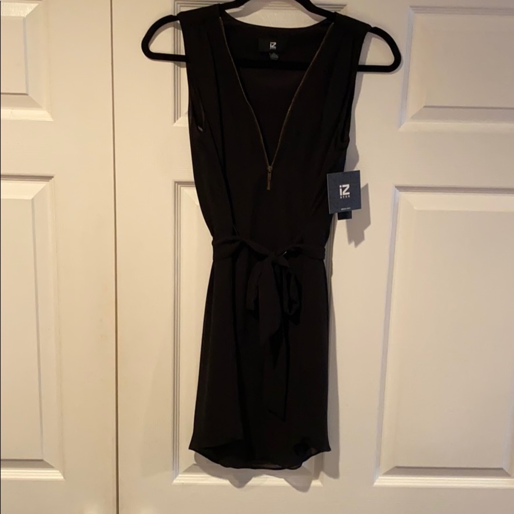 Sleeveless Zipper dress